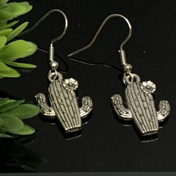 Cactus Earring, Western Earrings, Western Jewelry, Gift Idea, Cactus Jewelry - Picture 2 of 6